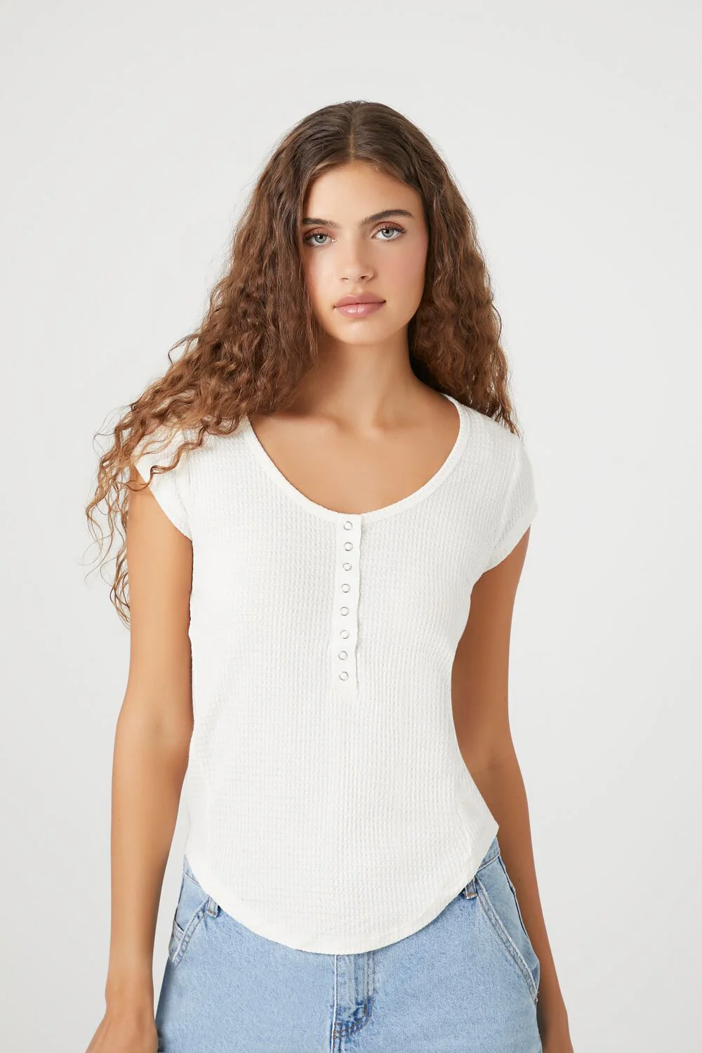 Curved-Hem Thermal Henley Top