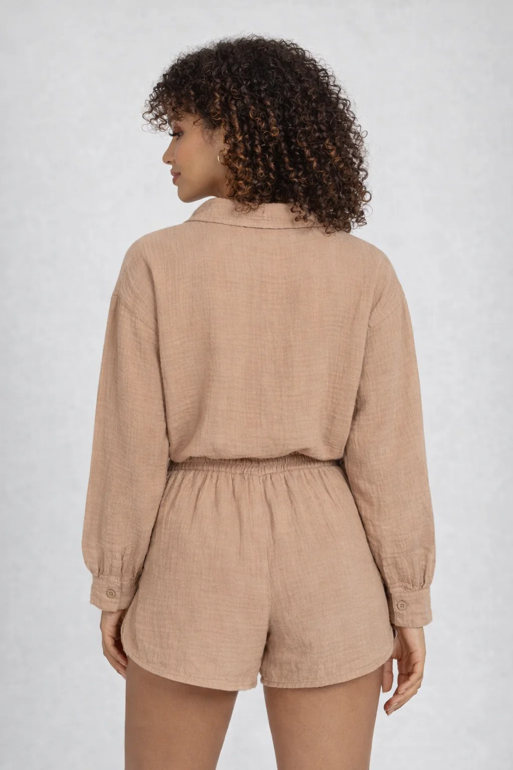 Lightweight Long Sleeve Shirt With Matching Shorts - Image 2